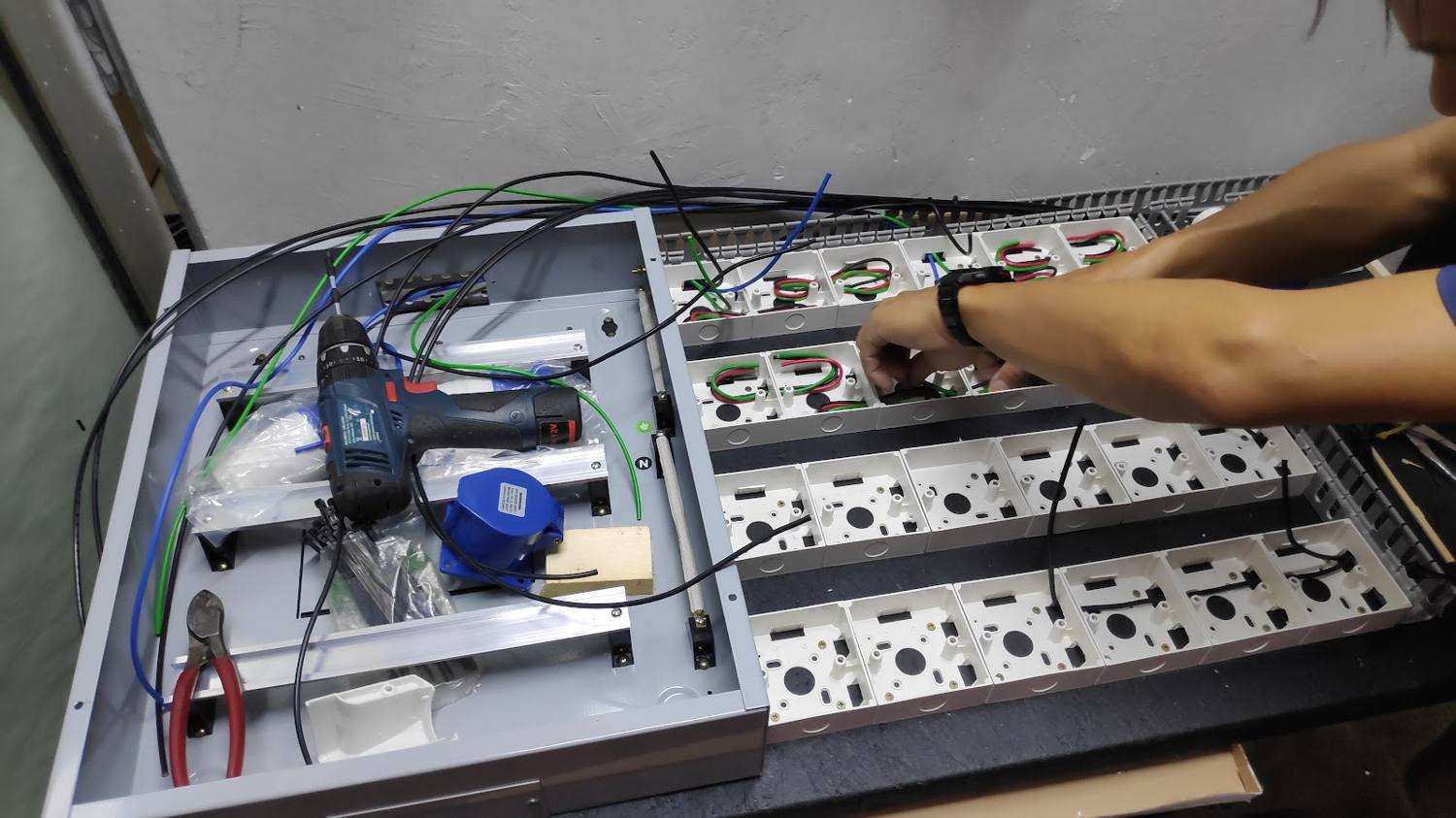 Assembling a DB board and socket boxes